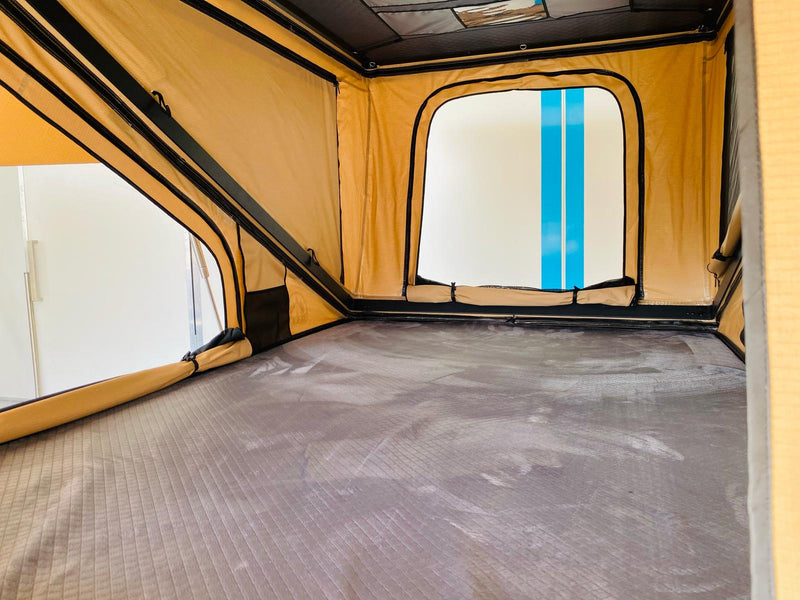 Load image into Gallery viewer, Deluxe Rooftop Tent
