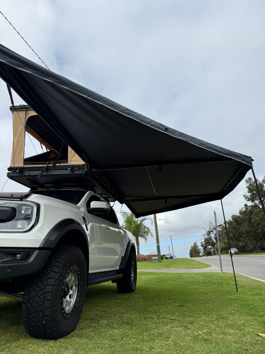 CCAMP 180° Freestanding Awning