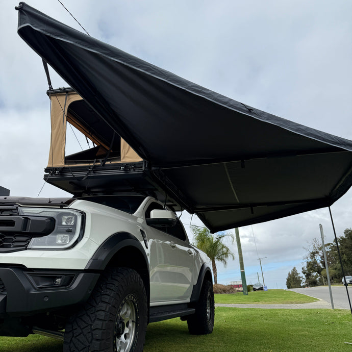 CCAMP 180° Freestanding Awning