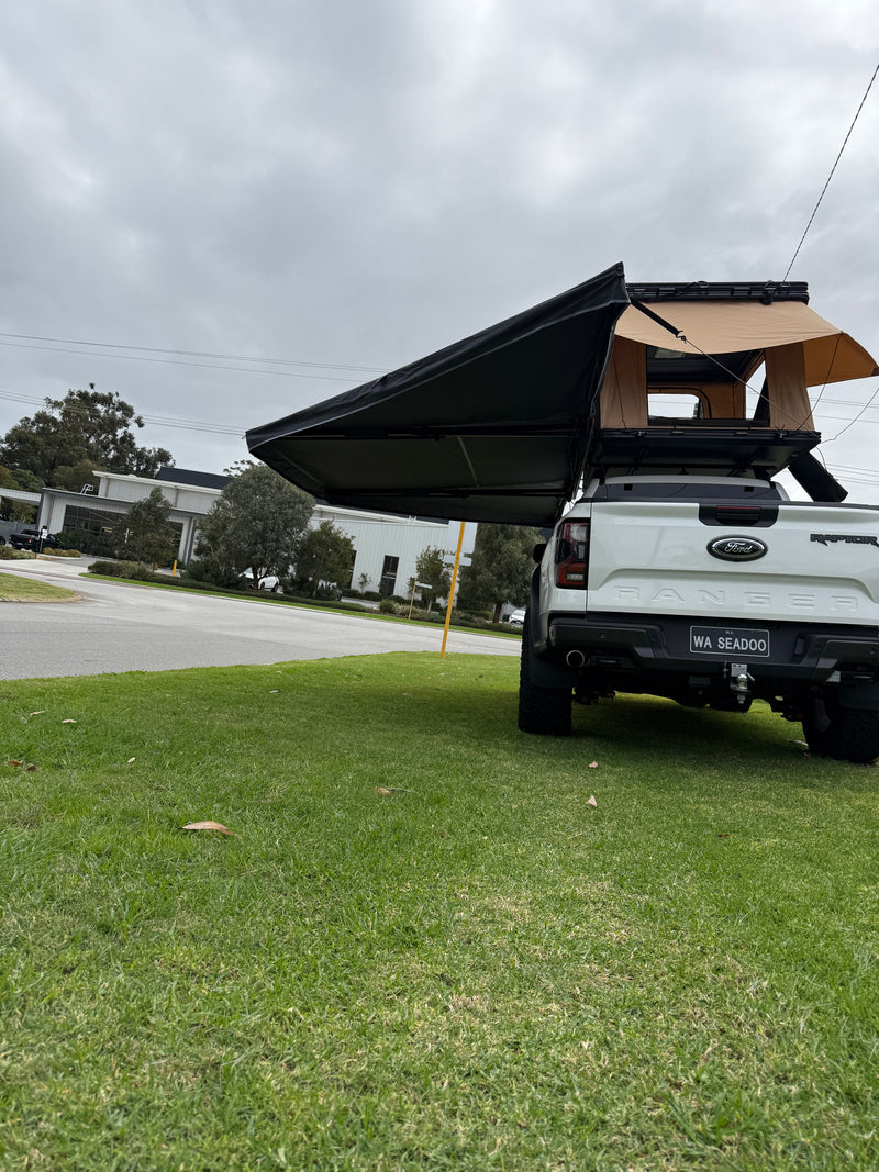 Load image into Gallery viewer, CCAMP 180° Freestanding Awning
