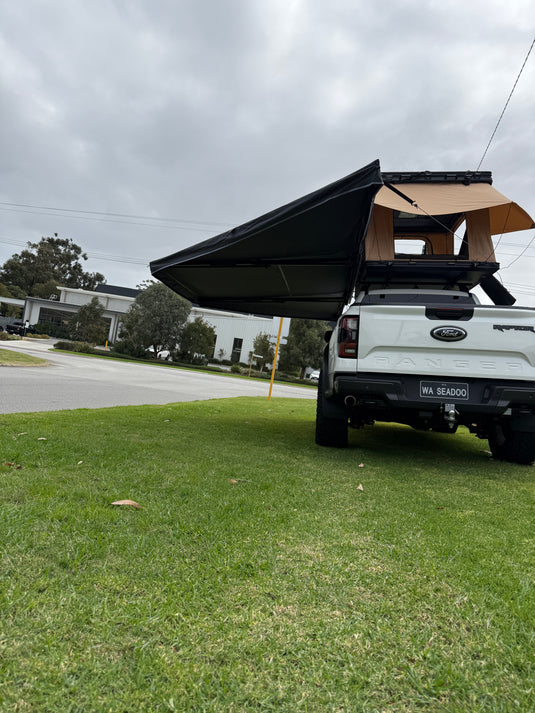 CCAMP 180° Freestanding Awning