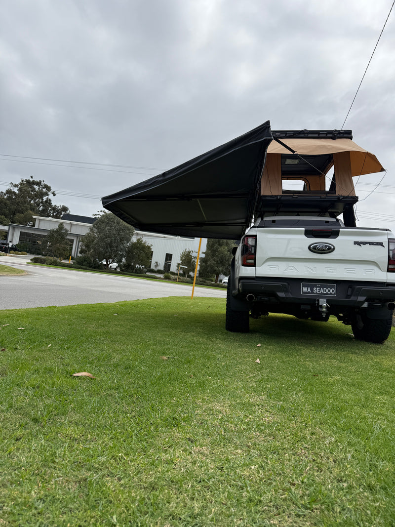 Load image into Gallery viewer, CCAMP 180° Freestanding Awning
