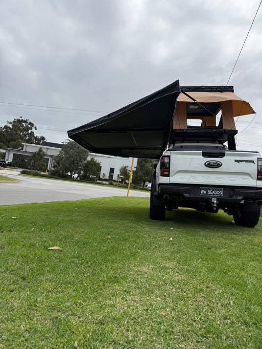 CCAMP 180° Freestanding Awning