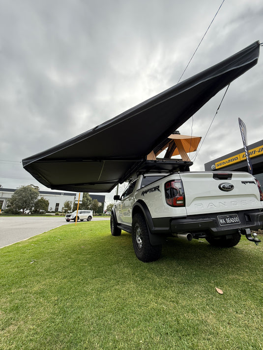CCAMP 180° Freestanding Awning