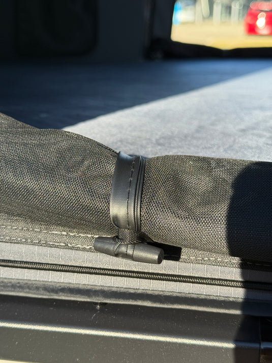 CCAMP Premium Ultra Slim Rooftop Tent