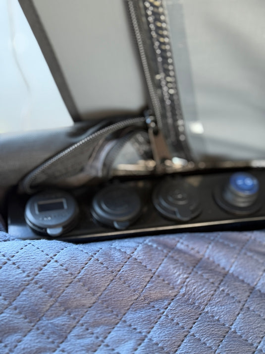 CCAMP Premium Ultra Slim Rooftop Tent