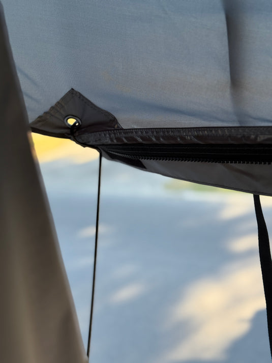 CCAMP Premium Ultra Slim Rooftop Tent