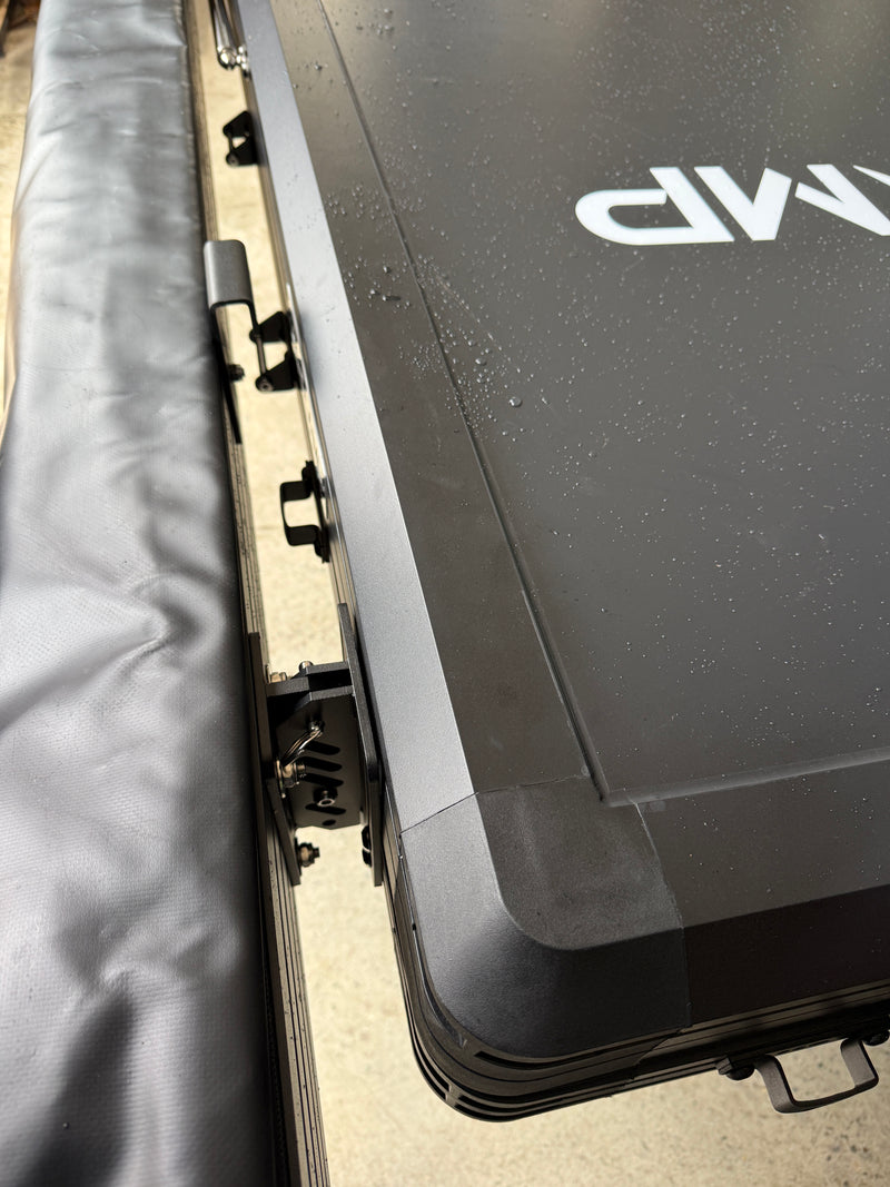 Load image into Gallery viewer, CCAMP Heavy-Duty Quick Release Awning Brackets
