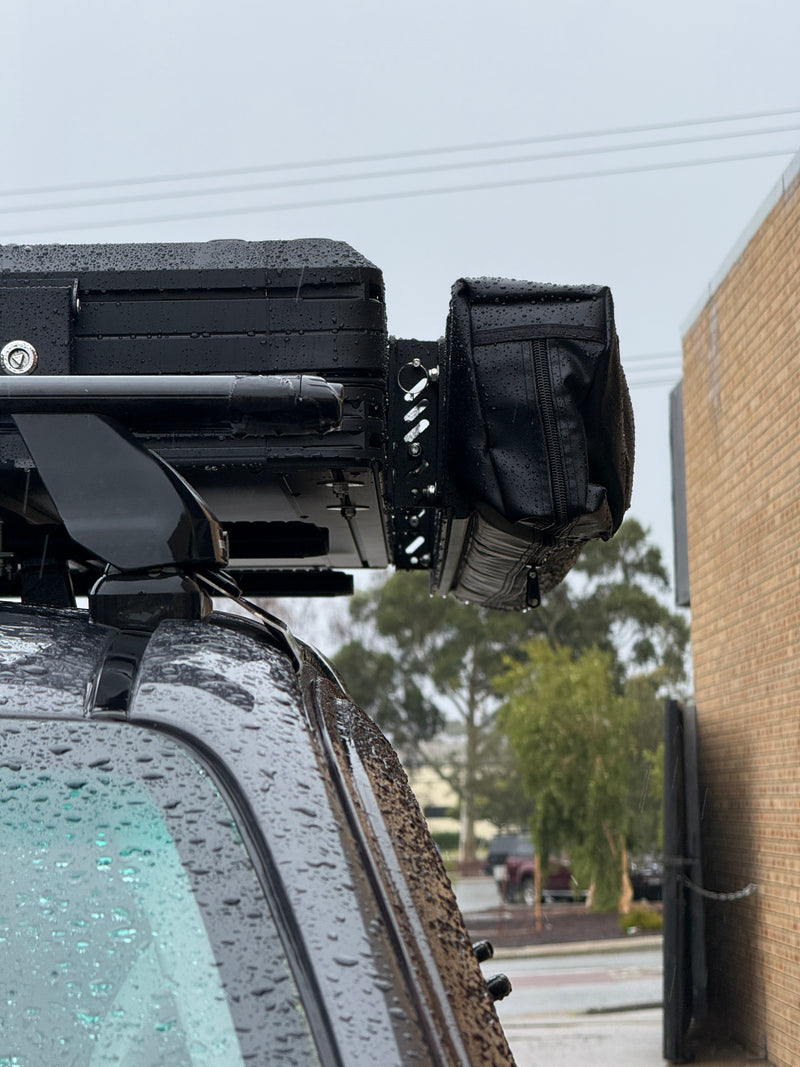 Load image into Gallery viewer, CCAMP Heavy-Duty Quick Release Awning Brackets
