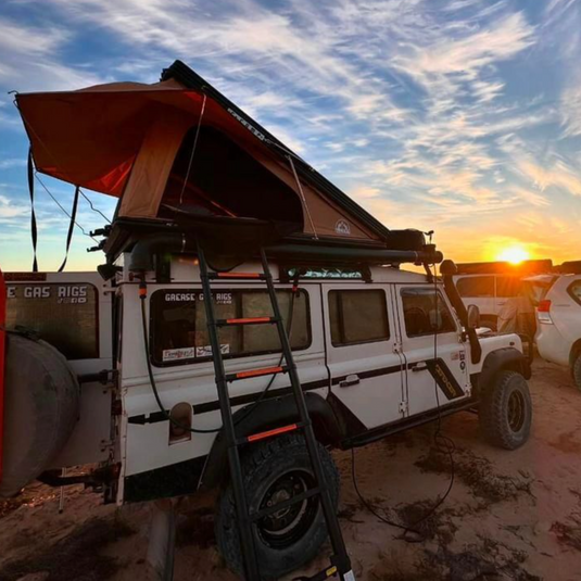 Deluxe Rooftop Tent